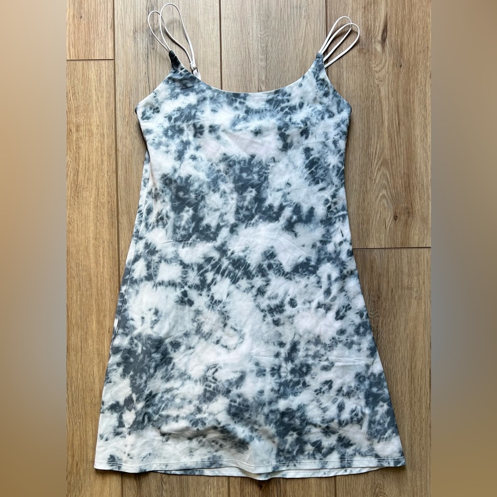 Abercrombie & Fitch Traveler Mini Dress Size XS Tall Tie-Dye Pattern